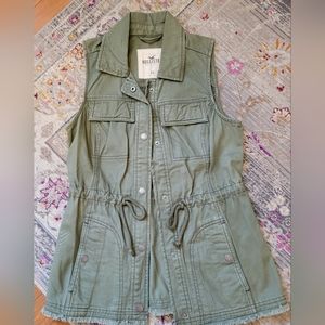 Hollister Vest